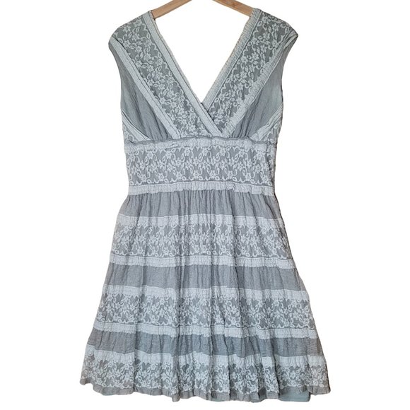 Max Studio Lace V-Neck Dress Women's M - Picture 2 of 4